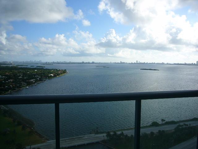 601 NE 36 ST # 2410, Miami, Florida 33137 