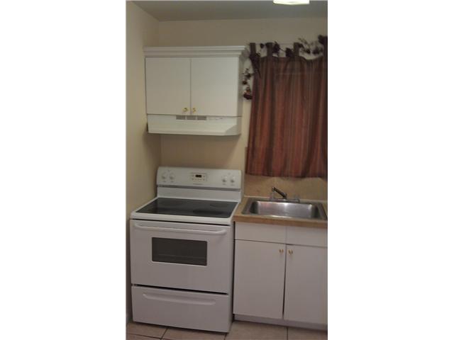 2008 JACKSON ST # B3, Hollywood, Florida 33020 