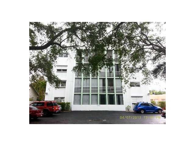 1939 JEFFERSON ST # 203, Hollywood, Florida 33020 