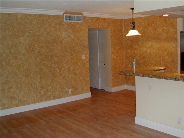 1550 N 12th Ct # 4A, Hollywood, Florida 33019 