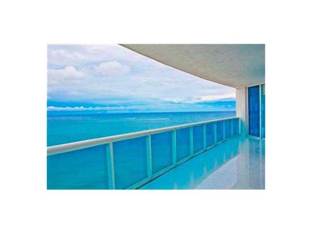 2711 S OCEAN DRIVE # 2002, Hollywood, Florida 33024 