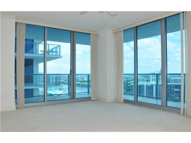 3101 S OCEAN DR # 1801, Hollywood, Florida 33019 
