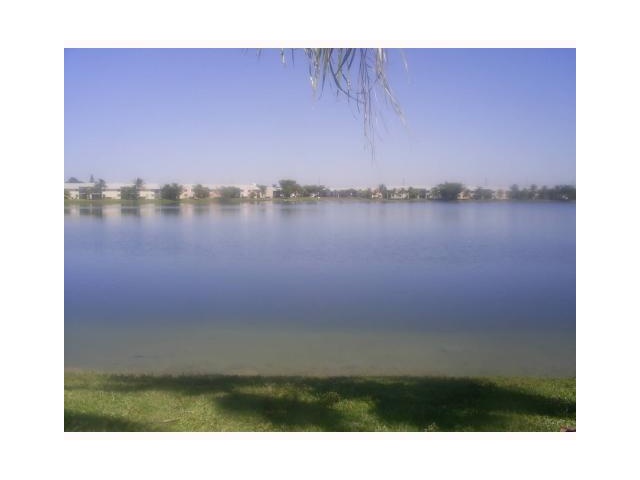 889 HAMILTON DR # 889E, Homestead, Florida 33034 