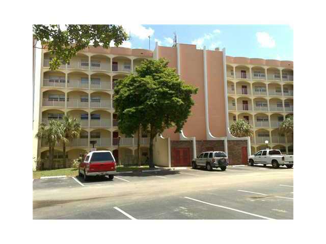 2601 NW 56TH AV # B-502, Lauderhill, Florida 33313 