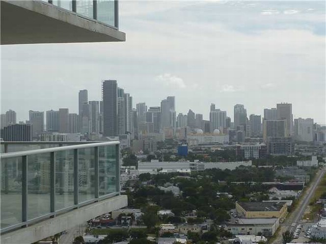 3470 E COAST AV # PH203, Miami, Florida 33160 