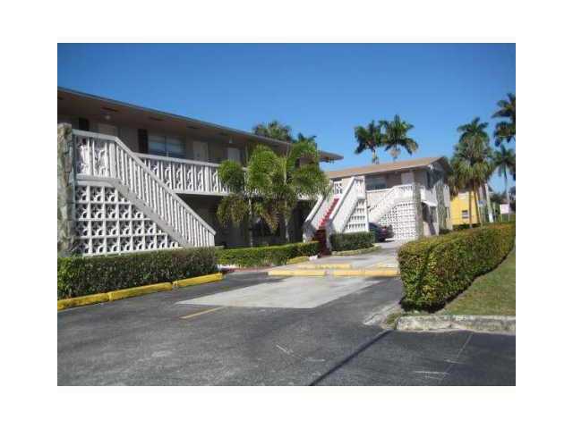890 NW 45 AV # 11, Miami, Florida 33126 