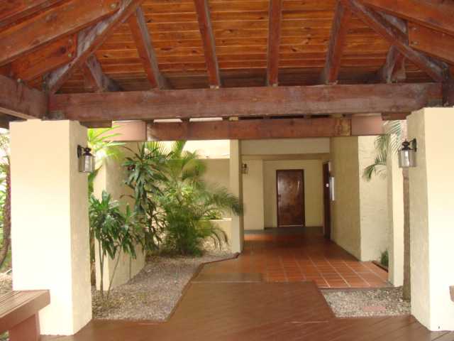 8800 SW 123 CT # J307, Miami, Florida 33186 