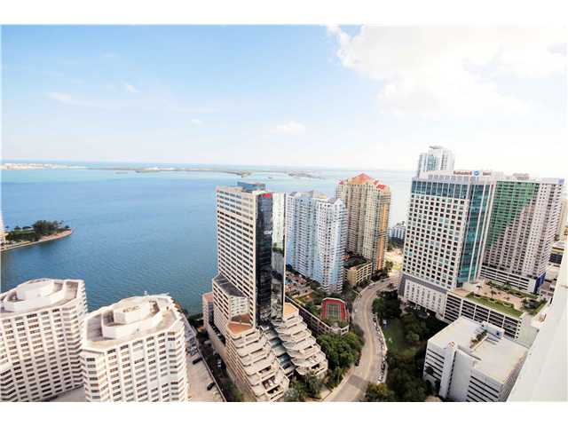 951 BRICKELL AVENUE # 4204, Miami, Florida 33131 