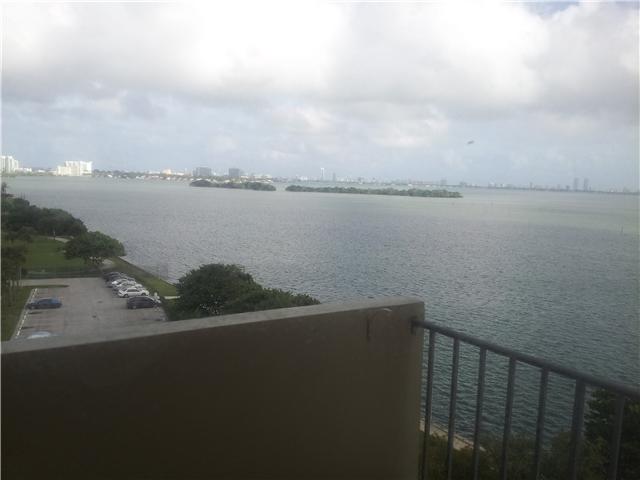 880 NE 69 ST # 7R, Miami, Florida 33138 