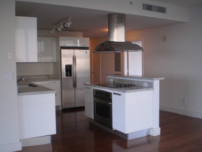 601 NE 36 ST # 3001, Miami, Florida 33137 
