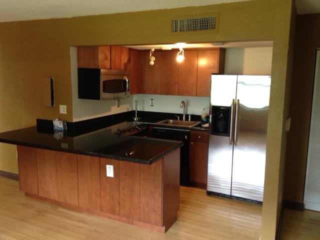 950 NW 11 ST # 1A, Miami, Florida 33136 