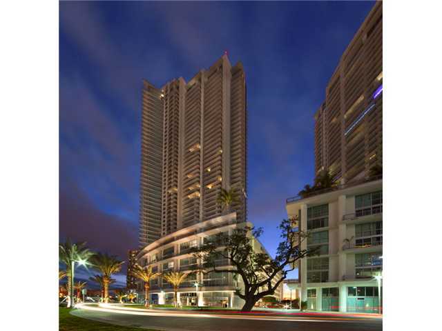 92 SW 3 ST # 1412, Miami, Florida 33130 