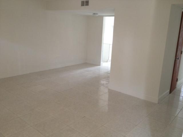 5734 BLUEBERRY CT # 41-8, Lauderhill, Florida 33313 