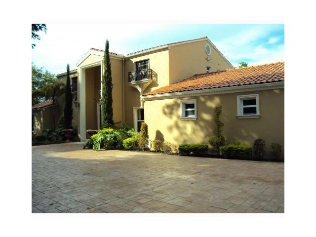 5711 SW 88 ST, Pinecrest, Florida 33156 