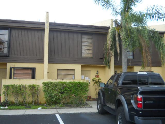 9948 Nw 10th St #6, Pembroke Pines, FL 33024 