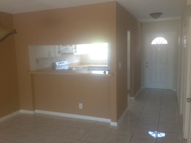 8251 FAIRWAY RD # F-1, Sunrise, Florida 33351 