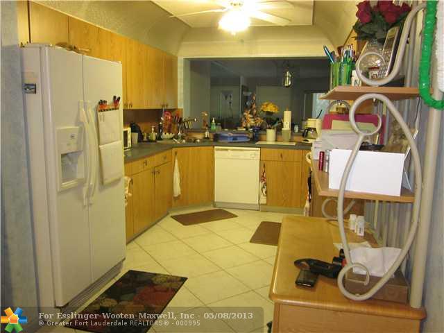 7473 Fairfax Dr # 309, Tamarac, Florida 33321 