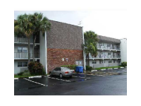 8020 FAIRVIEW DR # 202, Tamarac, Florida 33321 