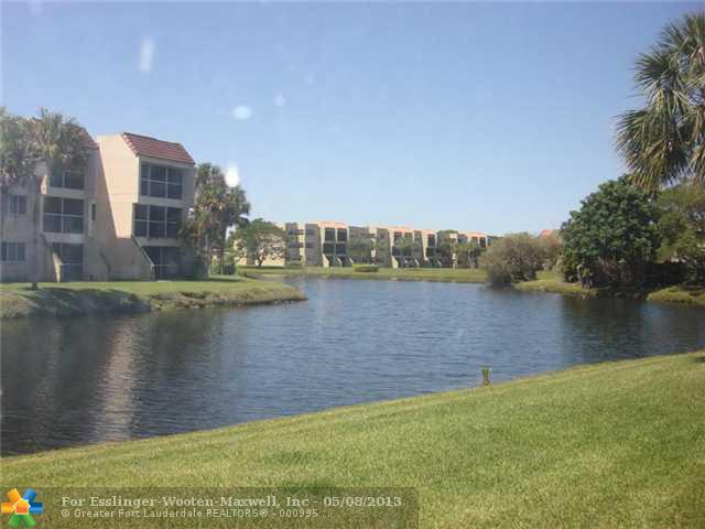 150 Lakeview Dr # 102, Weston, Florida 33326 