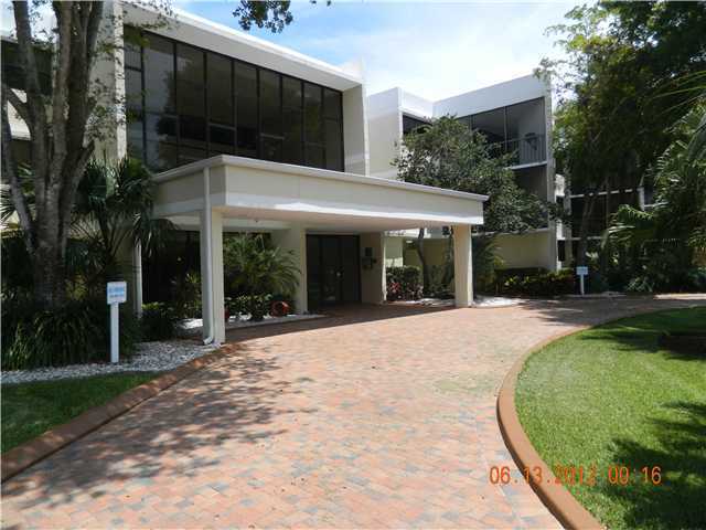 16475 GOLF CLUB RD # 202, Weston, Florida 33326 