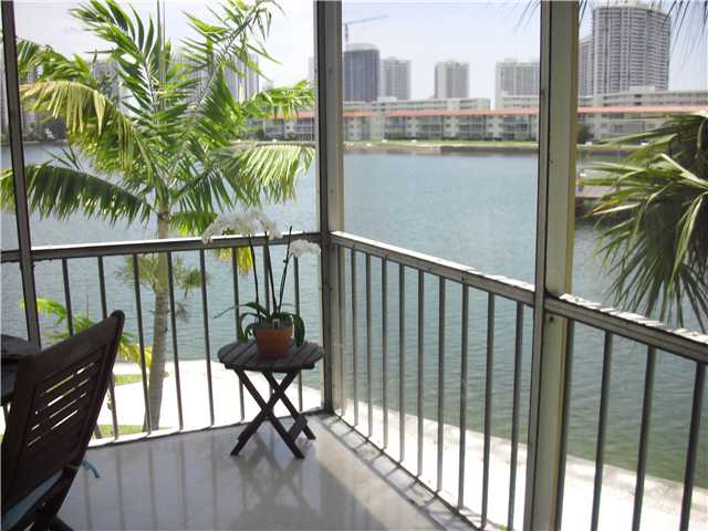 2859 LEONARD DR # G-201, Aventura, Florida 33160 