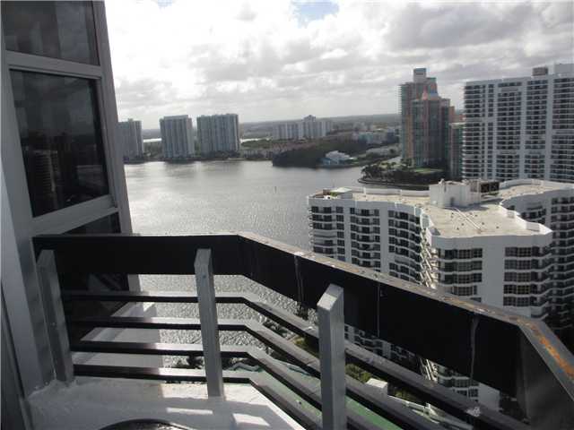 19101 NE 36 CT # 3006, Aventura, Florida 33180 