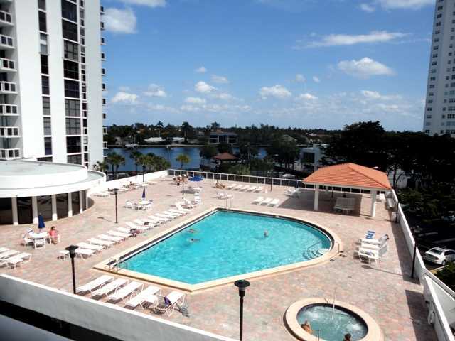 20505 E Country Club Dr # 1039, Aventura, Florida 33180 