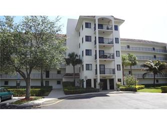 2105 Lavers Cir #107, Delray Beach, FL 33444 