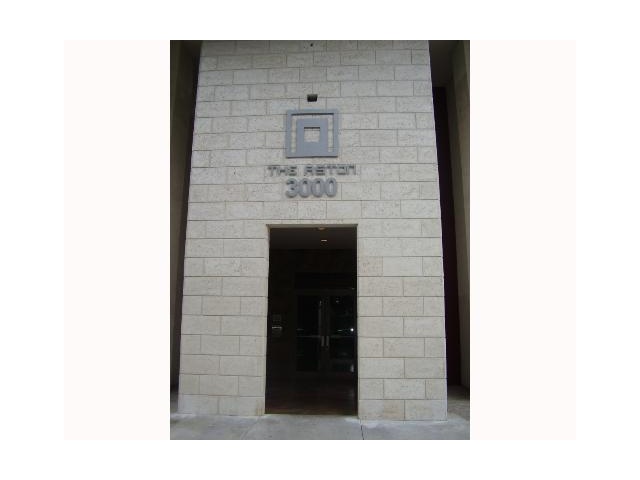 3000 CORAL WY # 908, Miami, Florida 33145 