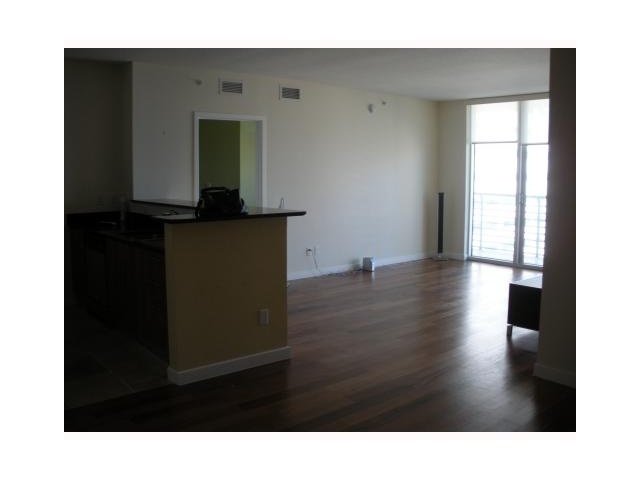 325 S BISCAYNE BLVD # 3322, Miami, Florida 33131 