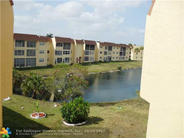 8300 SUNRISE LAKES BL # 112, Sunrise, Florida 33322 