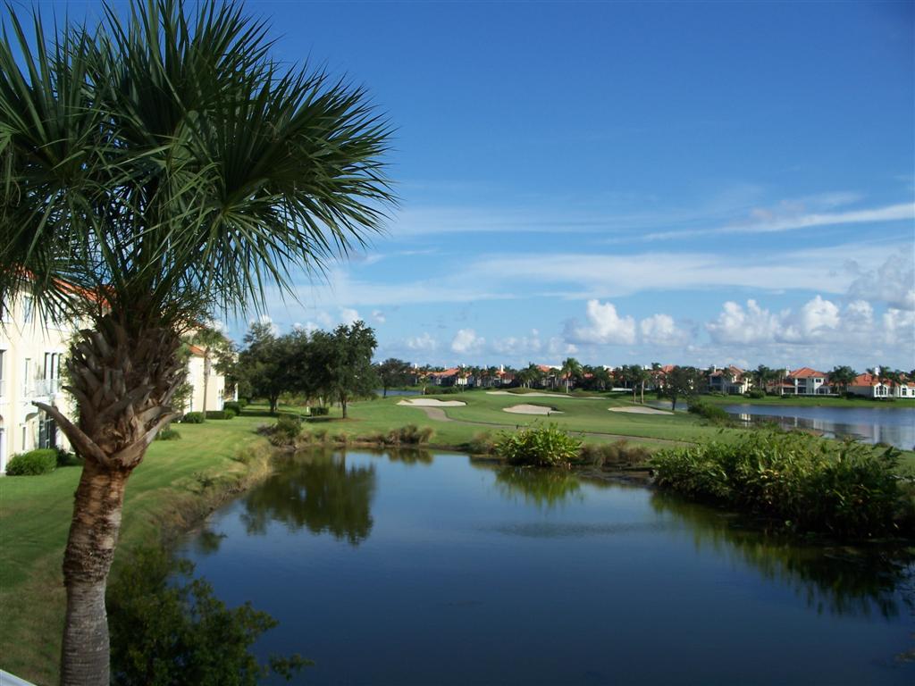5085 HARMONY CR #203, Vero Beach, FL 32967 
