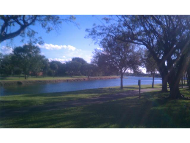 10421 MAHOGANY KEY CR # 203, Kendall, Florida 33196 