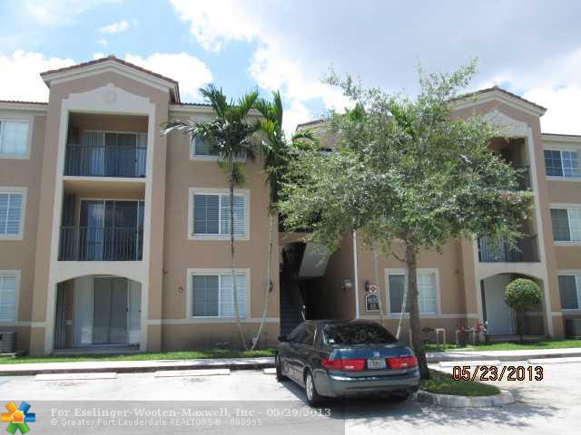 8020 N NOB HILL RD # 305, Tamarac, Florida 33321 