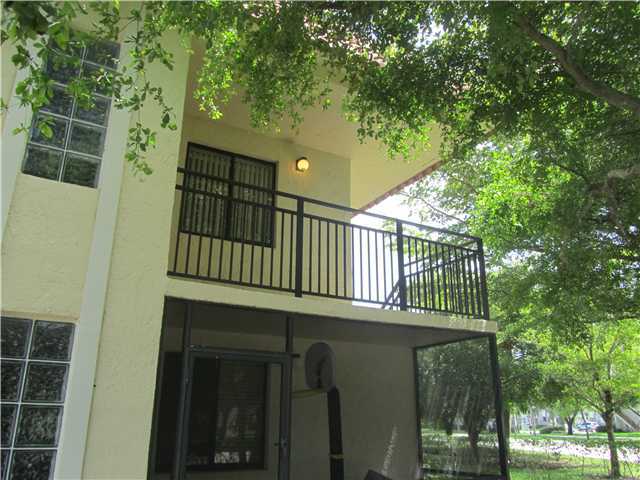 430 LAKEVIEW DR # 204, Weston, Florida 33326 