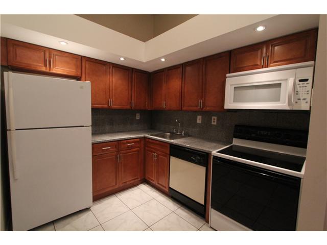 18965 NW 62 AV # 212, Hialeah, Florida 33015 