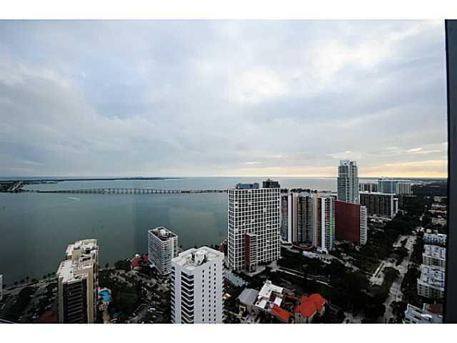 1425 BRICKELL AV # 41B, Miami, Florida 33131 
