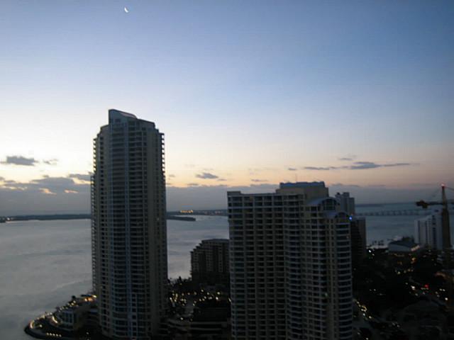 325 S BISCAYNE BL # 2419, Miami, Florida 33131 