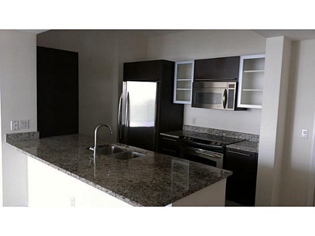 951 BRICKELL AV # 3305, Miami, Florida 33131 
