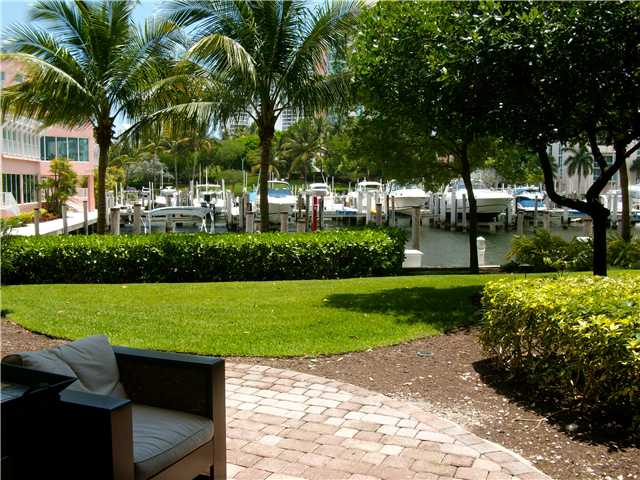 3340 NE 190 ST # 106, Aventura, Florida 33180 