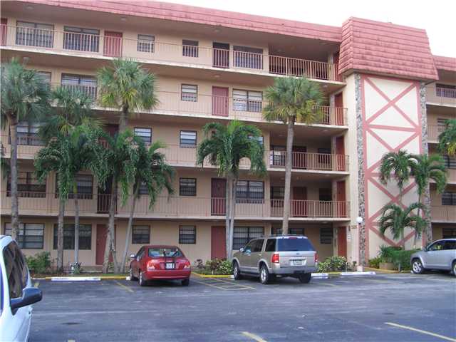 1325 W 68 ST # 520, Hialeah, Florida 33014 