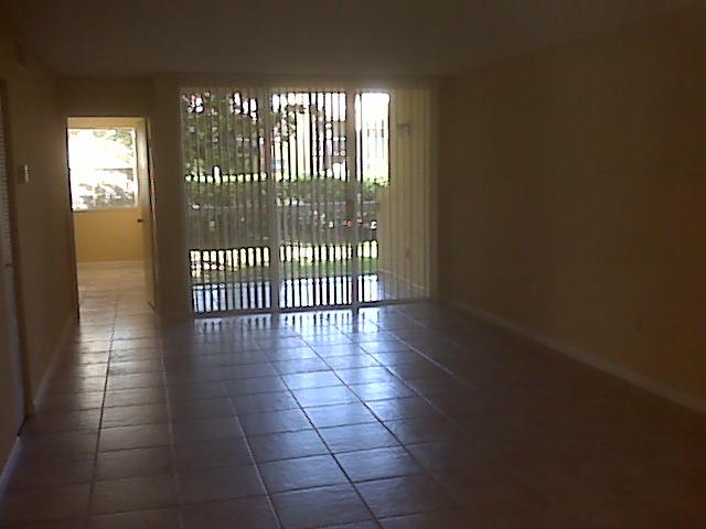 9760 NW 49 TE # 370, Doral, Florida 33178 