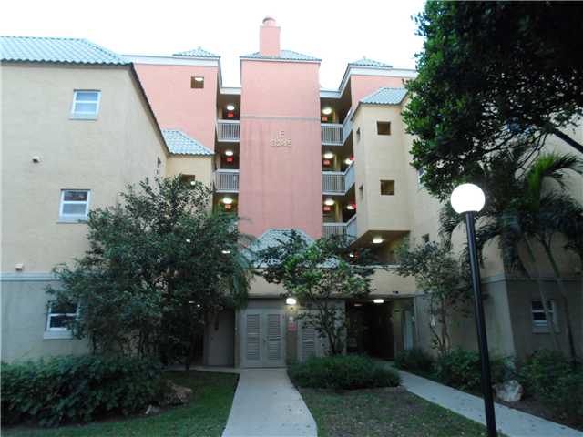 8245 LAKE DR # 401, Doral, Florida 33166 