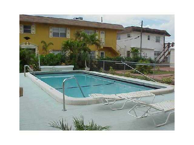 1830 DIXIANA ST # 201, Hollywood, Florida 33020 