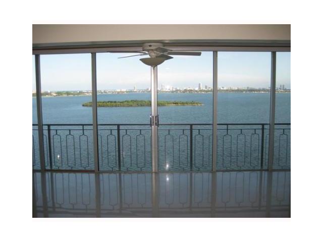 11111 BISCAYNE BL # 17A, Miami, Florida 33181 