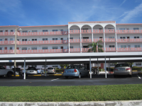 5501 80th Street North 402, Saint Petersburg, FL 33709 