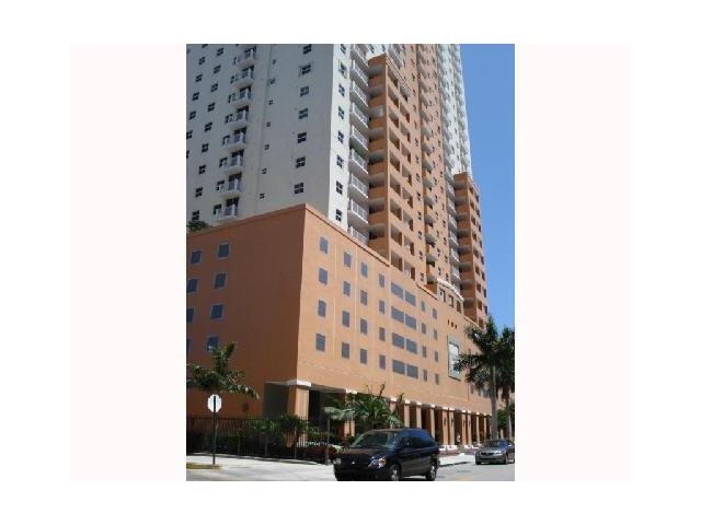 185 SE 14 TE # 1505, Miami, Florida 33131 