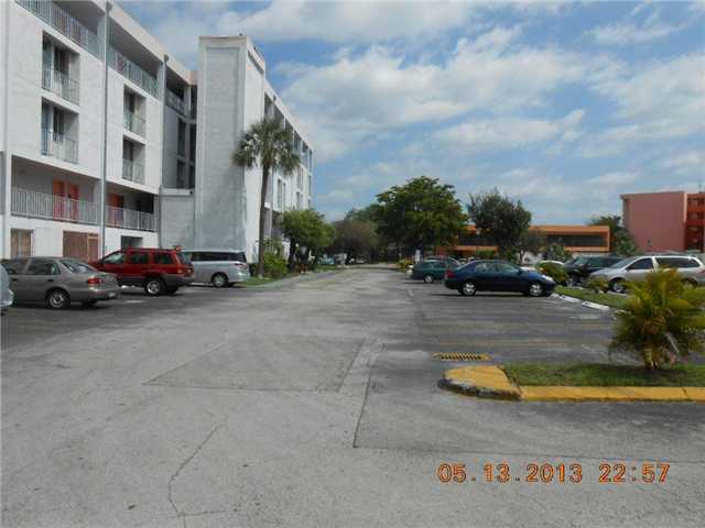 9210 FONTAINEBLEAU BL # 509, Miami, Florida 33172 