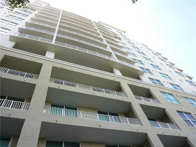 3180 SW 22 ST # 806, Miami, Florida 33145 