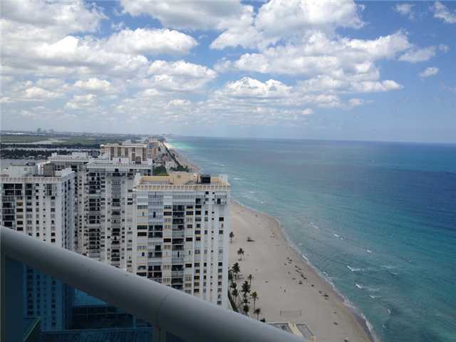 2711 S OCEAN DR # 3302, Hollywood, Florida 33024 